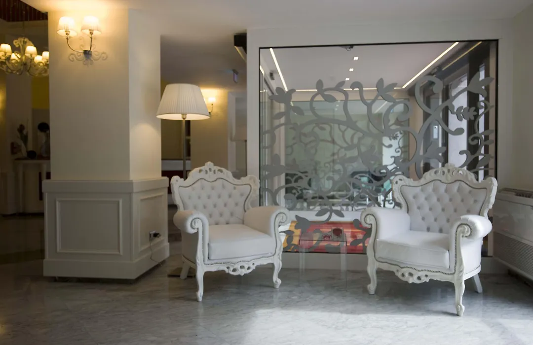 Jr Hotels Oriente Bari-1